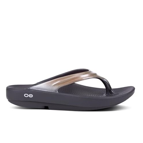 OOFOS OOmega Chukka Recovery Shoe, White - Women’s Size 7.5