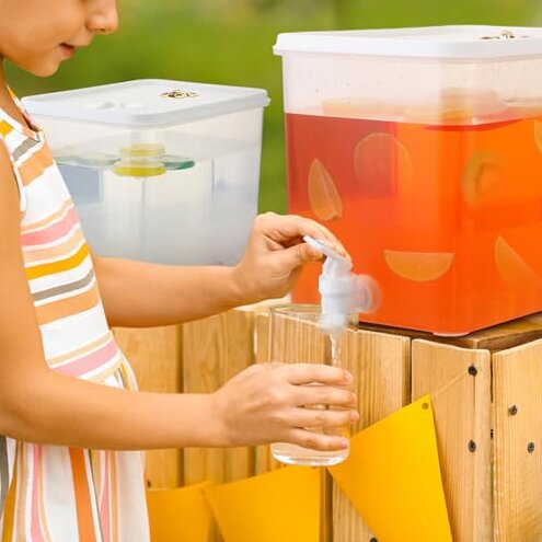 Domensi 4 Pack 2 Gallon Fridge Beverage Drink Dispenser with Spigot Leak-proof Lids Filter Screen Juice Container Sealed Plastic Lemonade Water Milk Cold Hot Drink Tea Jug for Party Daily Use