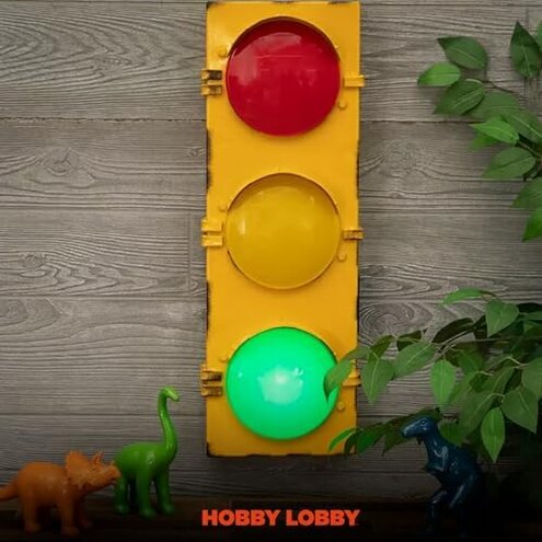 Light Up Traffic Light Lamp Decor for Wall Mount - Battery-Powered Kids Stop Light Lamp with Blinking Red, Yellow & Green Lights - Hanging 23.5" Traffic Signs Wall Decor for Bedroom, Classroom, Garage