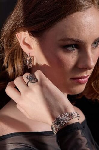 Alex and Ani Spider Ring - Glow in the Dark Adjustable Size 7 Statement Jewelry - Detailed Spider Design, Halloween Accessory, Captivates Day or Night