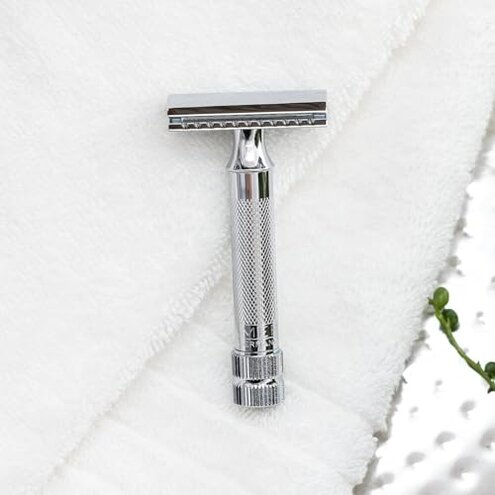 Merkur Mk34c Double Edge Razor with Heavy Duty Short Handle