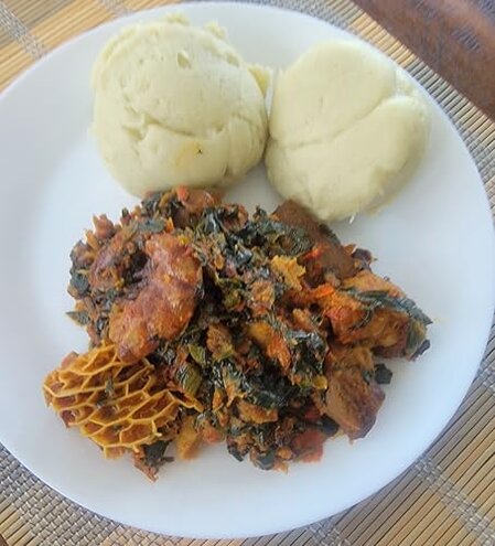 Fresh African Ghana Puna Yam, New YAM Between 5-7Lbs (1-2 tubers) Note Item Sold by Weight not per Piece