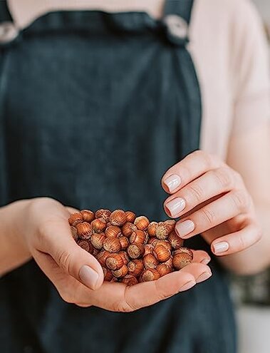 Anna and Sarah Large Oregon Hazelnuts in Shell, 5 Lbs
