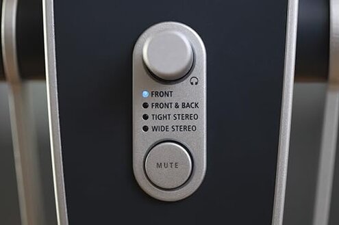 AKG Pro Audio Lyra Ultra-HD, Four Capsule, Multi-Capture Mode, USB-C Condenser Microphone for Recording and Streaming with Pop Filter, Extension USB Cable, and 4-Port USB Hub Bundle