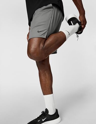 Nike Men's Totality Dri-Fit 7" Unlined Versatile Shorts, Smoke Grey/Black/Smoke Grey/Black, Large